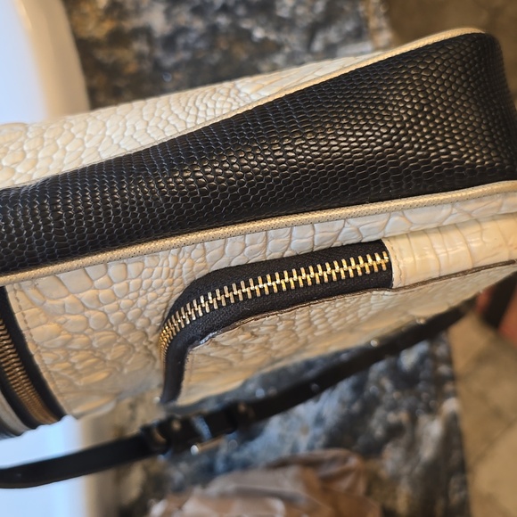 Brahmin Tilda - Sugar Tri Texture Crossbody Bag - Picture 10 of 10